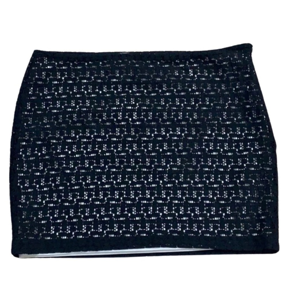 NWT Forever 21 Black Skirt Size Med